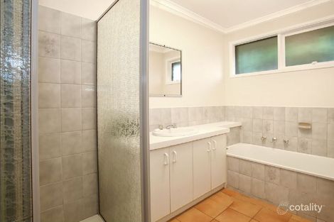 34 George Chudleigh Dr, Hallam, VIC 3803