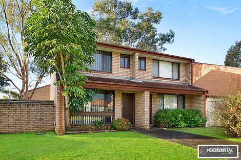Property photo of 2/3 Amaranthus Place Macquarie Fields NSW 2564