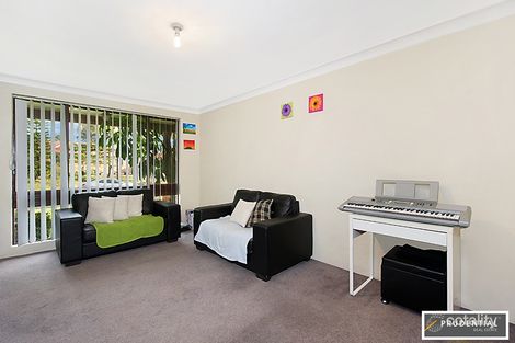 Property photo of 2/3 Amaranthus Place Macquarie Fields NSW 2564