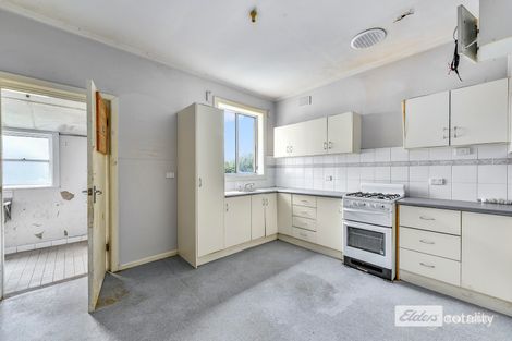 Property photo of 39 Burcham Street Mount Gambier SA 5290