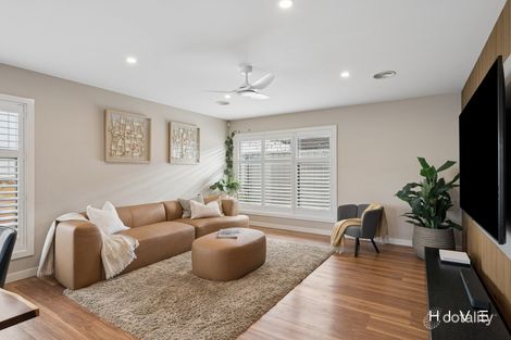 18 Neville Gare St, Wright, ACT 2611