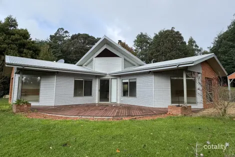 Property photo of 25 Neaves Road Callignee VIC 3844