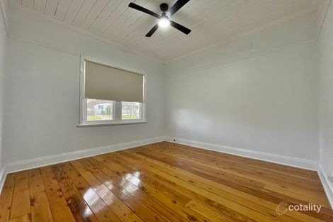 Property photo of 21 Miro Street Young NSW 2594