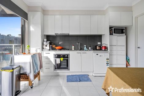 Property photo of 14 Recess Concourse Mooroolbark VIC 3138