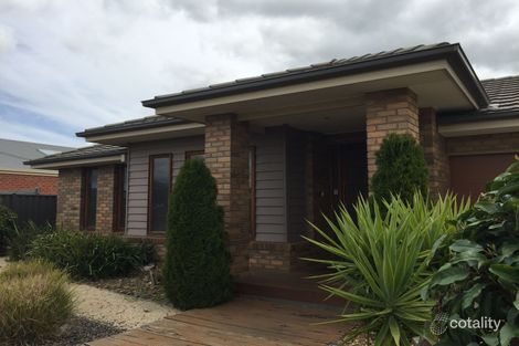 64 Caroline Chisholm Dr, Kyneton, VIC 3444