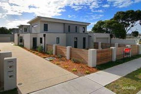 36 Hampden St, Mornington, VIC 3931