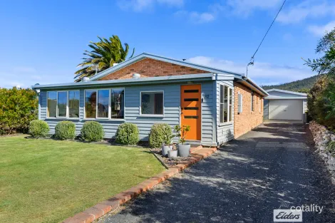 Property photo of 62 Irby Boulevard Sisters Beach TAS 7321
