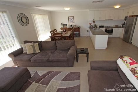Property photo of 2/69 Yarrawah Crescent Bourkelands NSW 2650