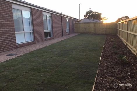 Property photo of 14 Athlestane Road Doreen VIC 3754