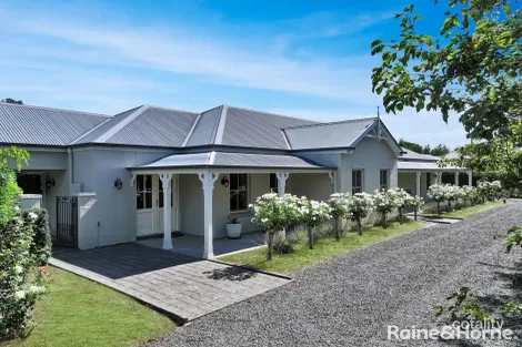Property photo of 3 Robindale Court Robin Hill NSW 2795
