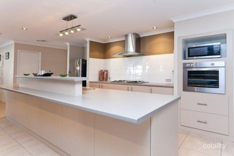 Property photo of 11 Cottontree Lane Bennett Springs WA 6063