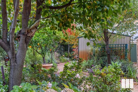 Property photo of 10 Woonan Place Karawara WA 6152