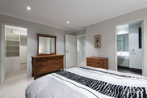 Property photo of 4 Congenial Loop Atwell WA 6164