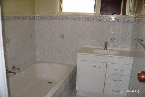 Property photo of 16 St Leonards Close Noble Park VIC 3174