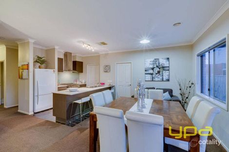 Property photo of 9 Taransay Way Craigieburn VIC 3064