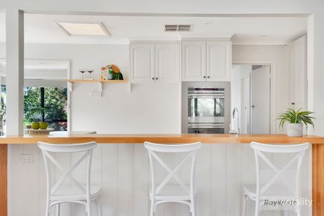 Property photo of 37 Luton Way Bundoora VIC 3083