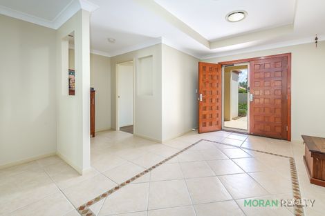 Property photo of 5 Eastbourne Chase Arundel QLD 4214