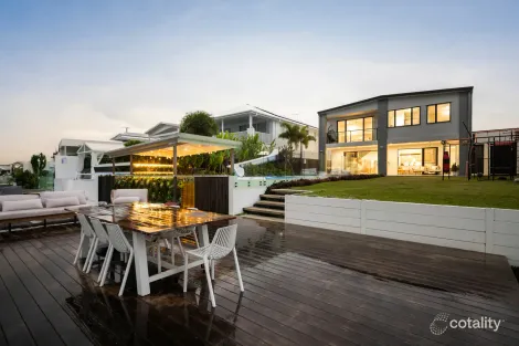 Property photo of 86 Coolum Parade Newport QLD 4020