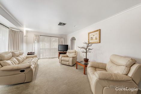 Property photo of 10 Bowen Road Doncaster East VIC 3109