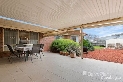 Property photo of 102 Thames Boulevard Werribee VIC 3030