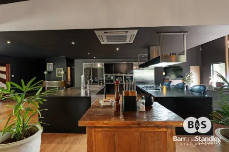 21 Hawke Rd, Yeagarup, WA 6260