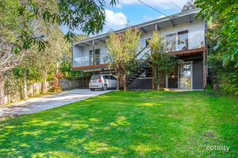 Property photo of 67 Seabreeze Parade Green Point NSW 2428