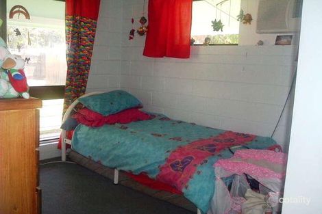 Property photo of 2 Ebony Court Bushland Beach QLD 4818