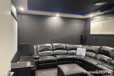 Property photo of 19 Mellish Parade Glenfield NSW 2167