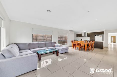 Property photo of 14 Verve Drive Officer VIC 3809