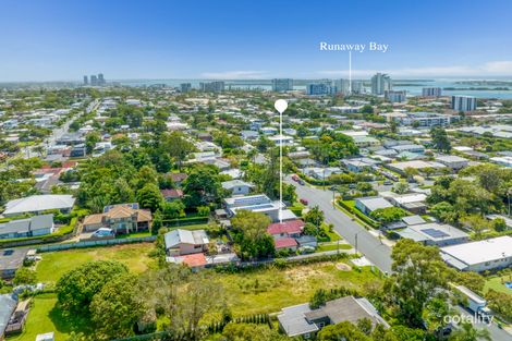 Property photo of 24 Harris Street Labrador QLD 4215