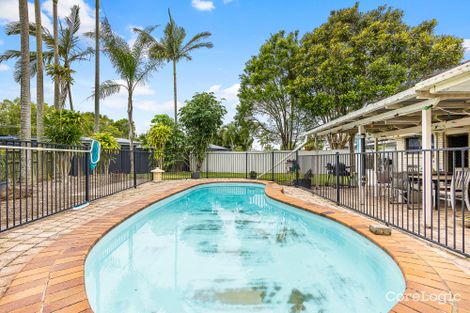 Property photo of 2 Lory Place Parrearra QLD 4575