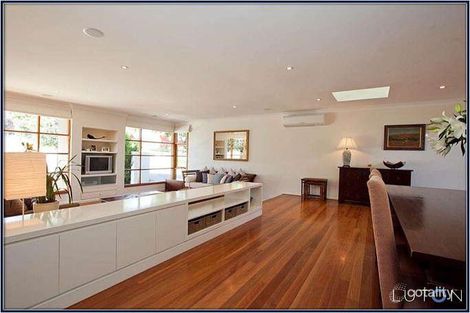 Property photo of 26 Murphy Street Pearce ACT 2607