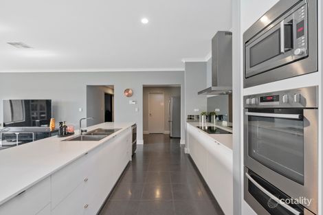 Property photo of 18 Royal Crescent Wannanup WA 6210