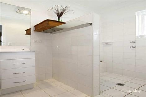 Property photo of 52 Scenic Way Hackham SA 5163