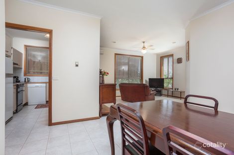 Property photo of 11 The Outlook Black Hill VIC 3350