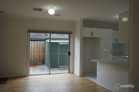 Property photo of 2/3 Wattle Drive Doveton VIC 3177