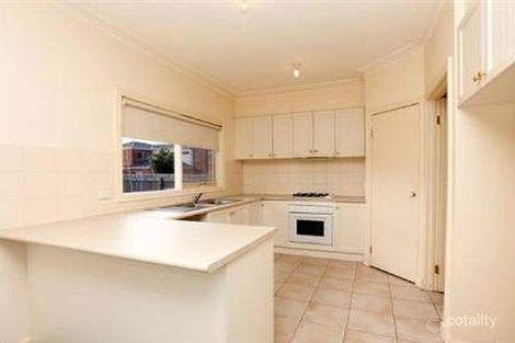 Property photo of 15 Klein Crescent Roxburgh Park VIC 3064
