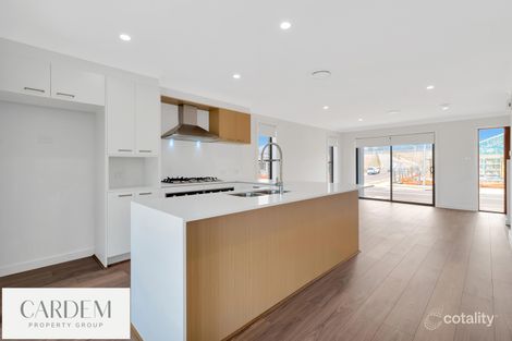 Property photo of 157 Hampshire Boulevard Spring Farm NSW 2570