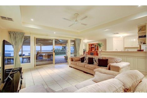 Property photo of 7 Harbour Drive Gulfview Heights SA 5096