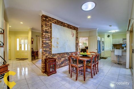 Property photo of 135 Renoir Crescent Forest Lake QLD 4078