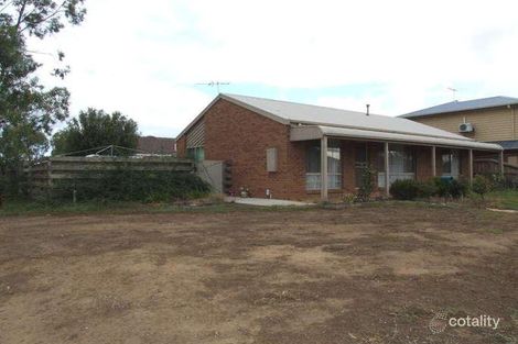 Property photo of 3 Thoroughbred Avenue Werribee VIC 3030
