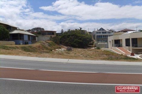 Property photo of 144 Ocean Drive Quinns Rocks WA 6030