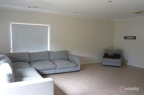 Property photo of 6 Patterson Close Caroline Springs VIC 3023