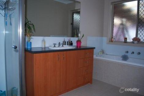 Property photo of 6 Galloway Court Greenvale VIC 3059