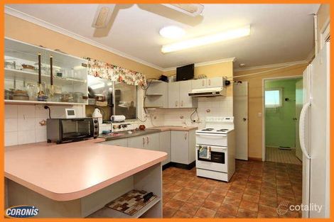 Property photo of 17 Lalroy Street Beachmere QLD 4510