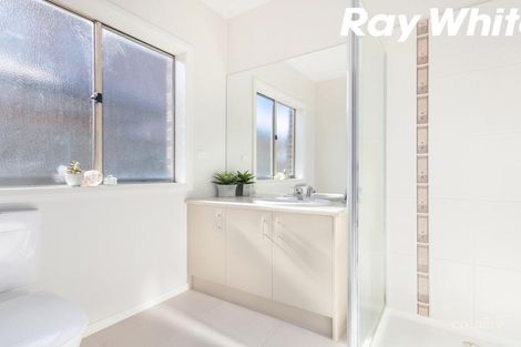 Property photo of 19 Westwood Grove Pakenham VIC 3810