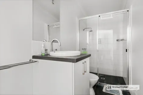 Property photo of 2/155 Stewart Street Bathurst NSW 2795