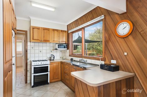 Property photo of 39 Diane Crescent Mooroolbark VIC 3138
