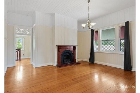 Property photo of 6 Connaught Street Sandgate QLD 4017