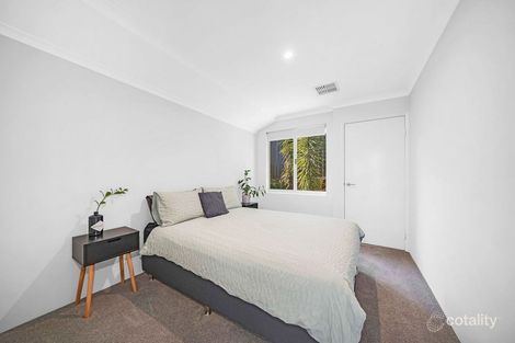 Property photo of 16 Plender Road Caversham WA 6055